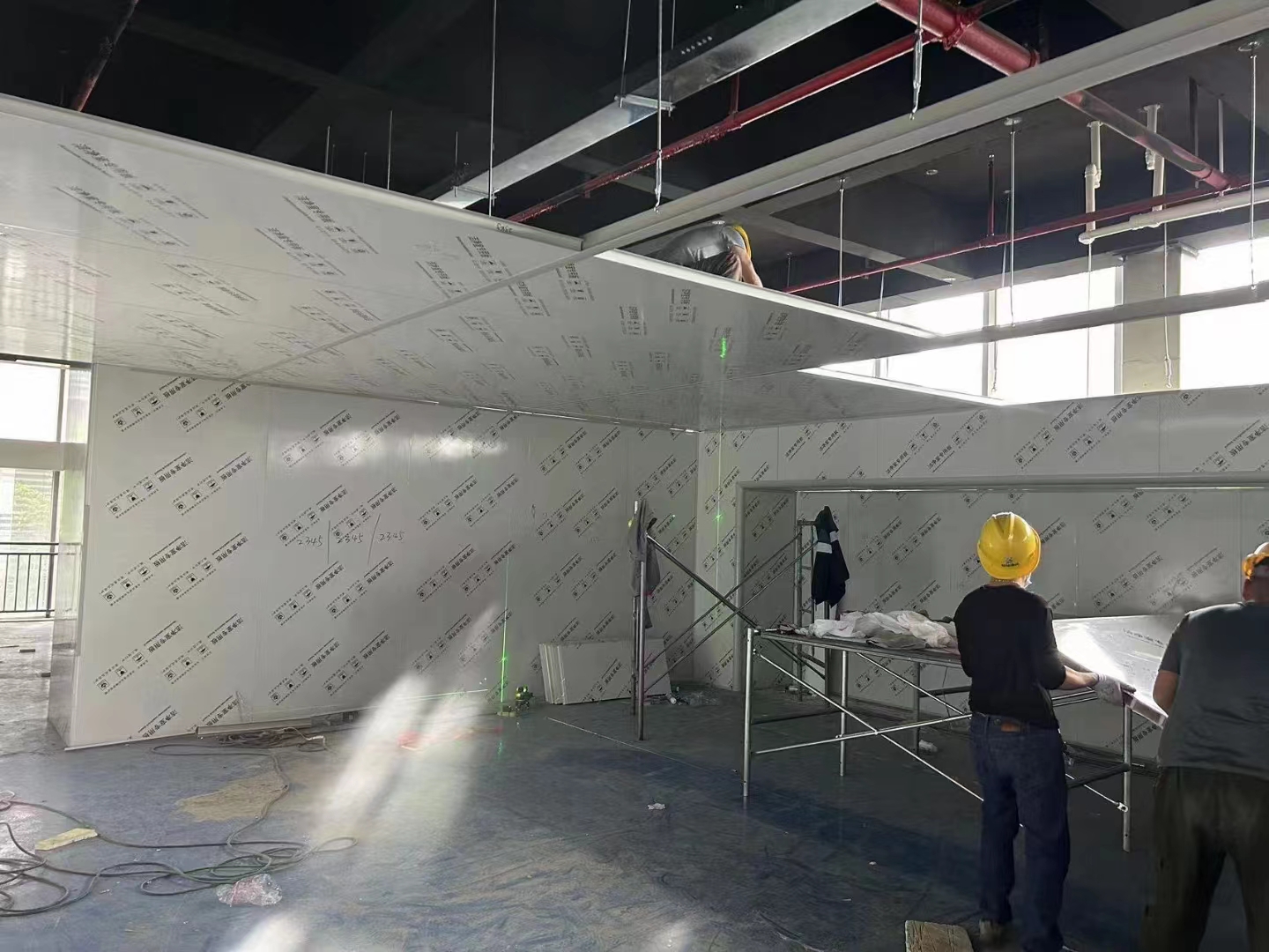 廠房裝修吊頂施工圖片