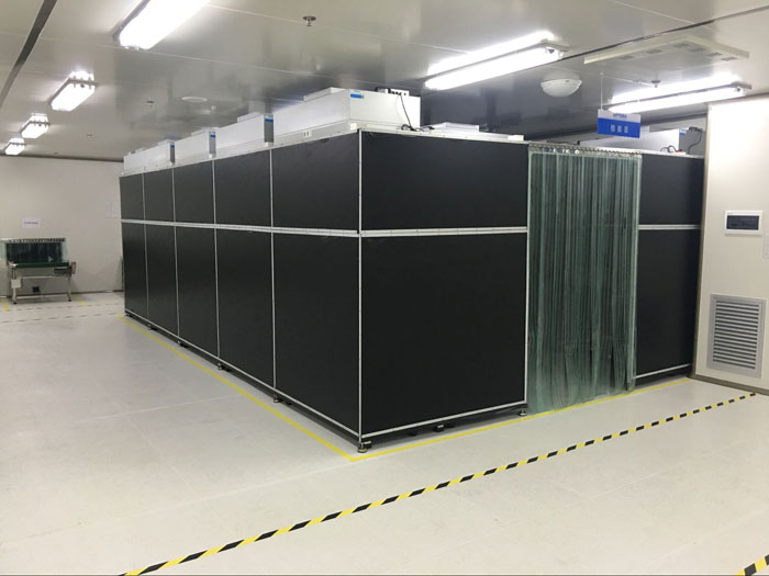 松江電子廠房裝修局部百級(jí)潔凈室圖片